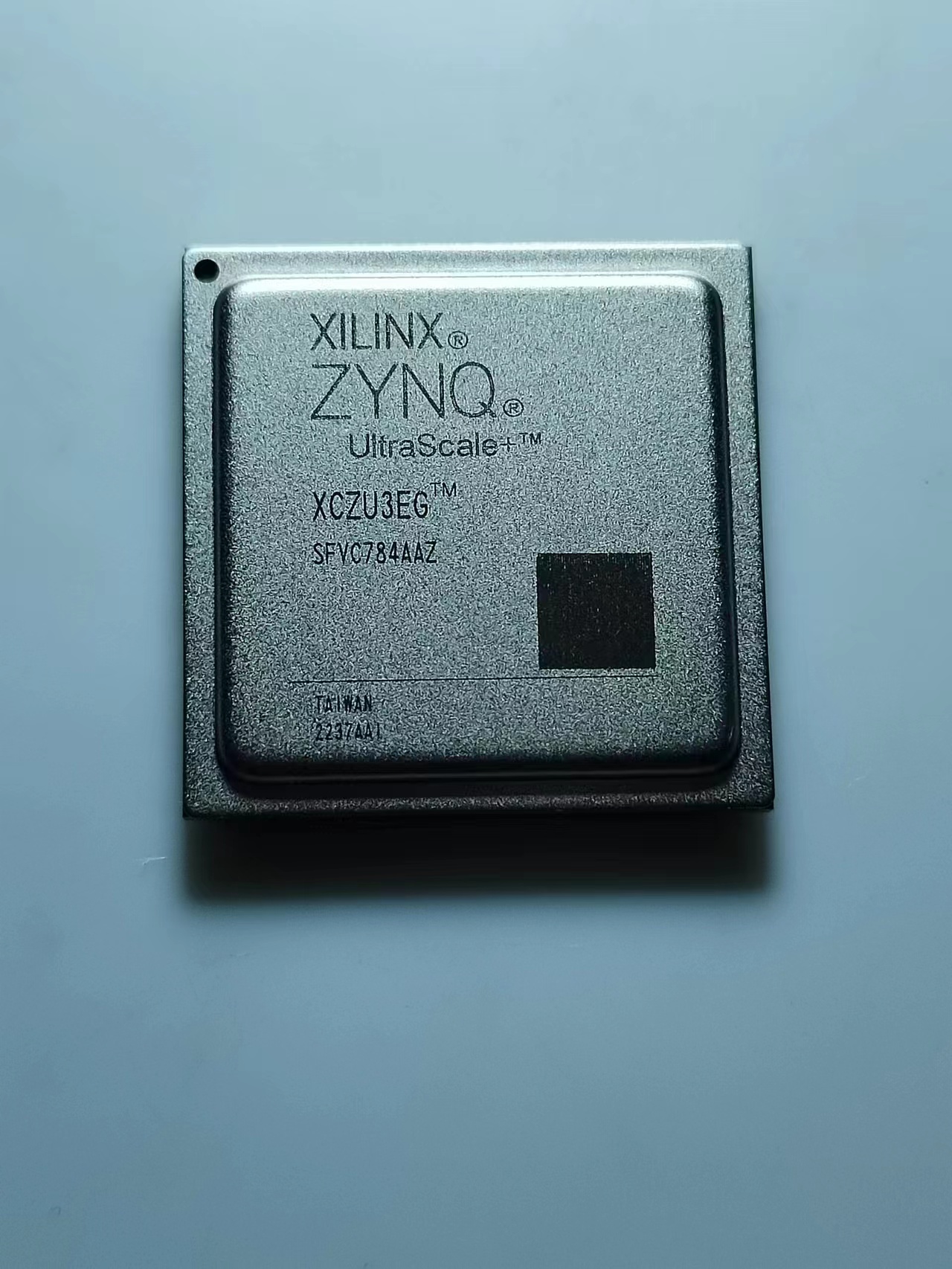 XCZU3EG-2SFVC784I AMD 赛灵思